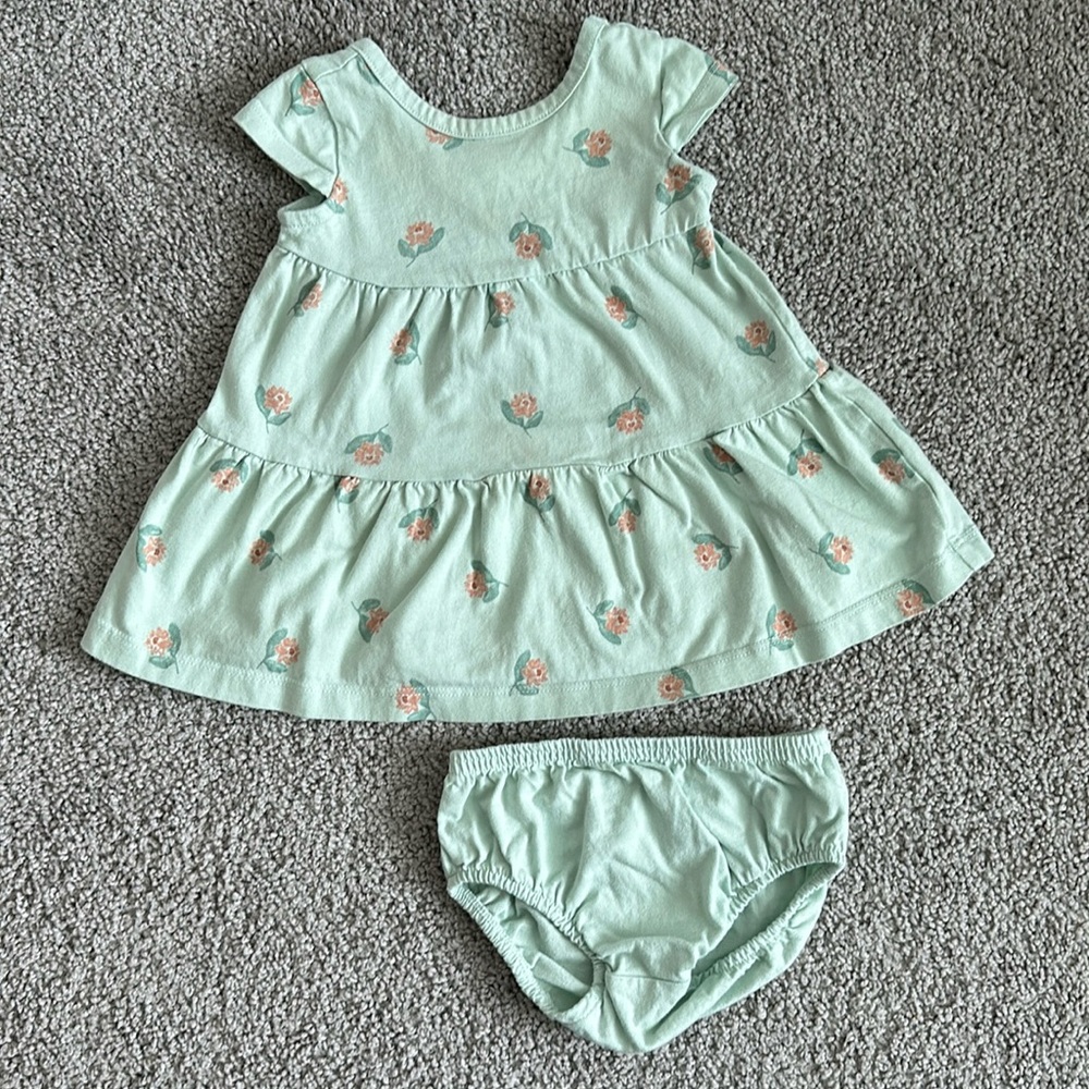 Carters Baby Girl Short Sleeve Green Floral Dress w/ diaper cover size 6 months
